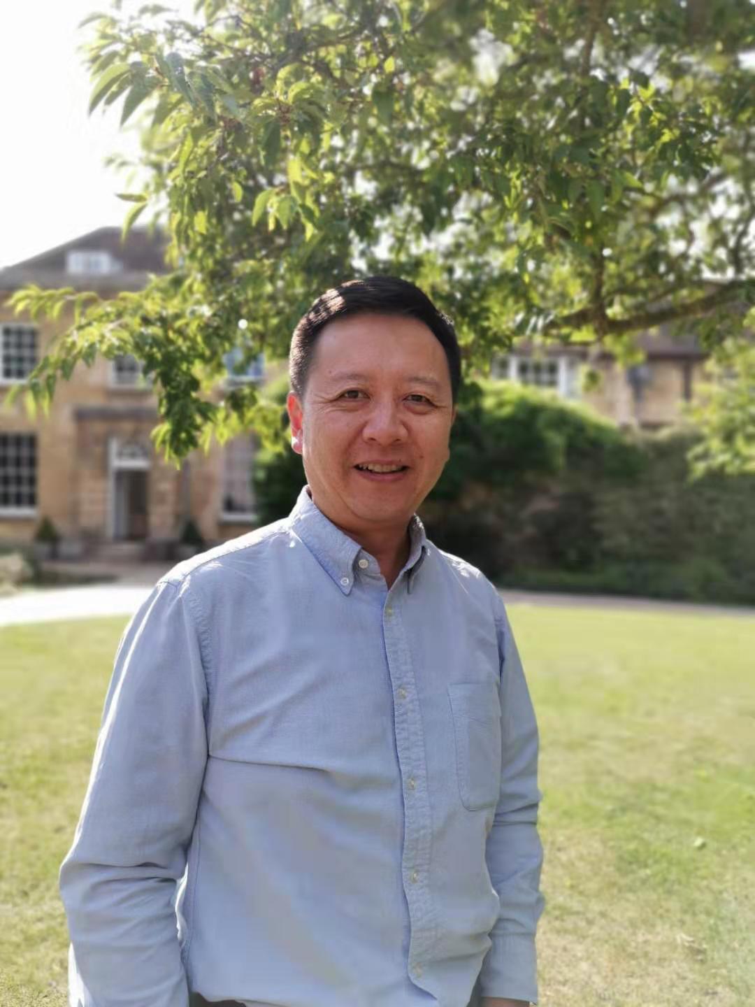 高琪.jpg 高琪.jpg